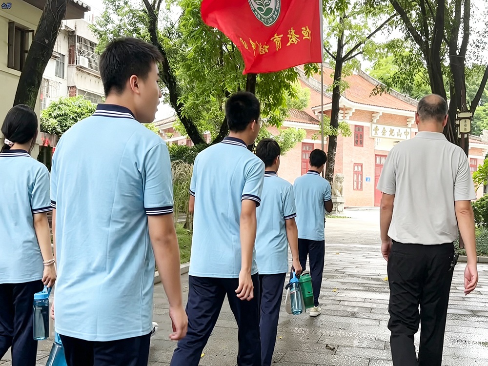 广西来宾正规叛逆孩子成长教育学校联系电话