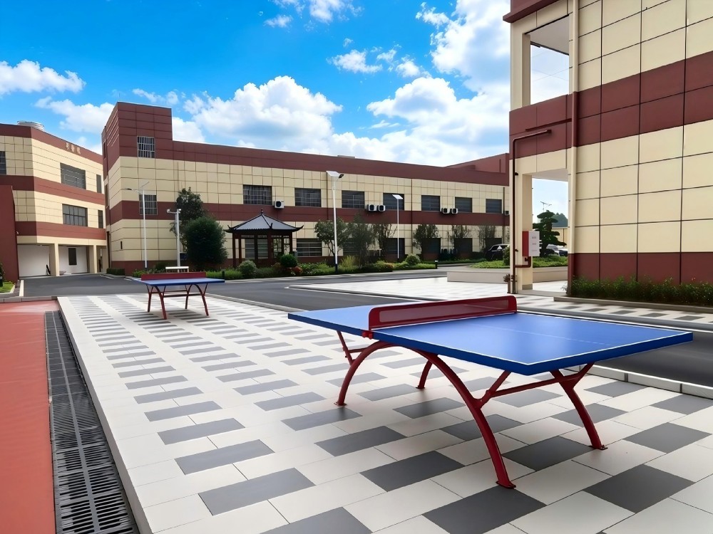来宾靠谱的全封闭叛逆小孩改变学校推荐:如何真正帮助孩子走出困境